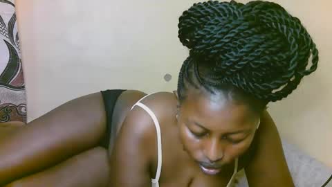 sexy_latasha online show from October 16, 6:38 am