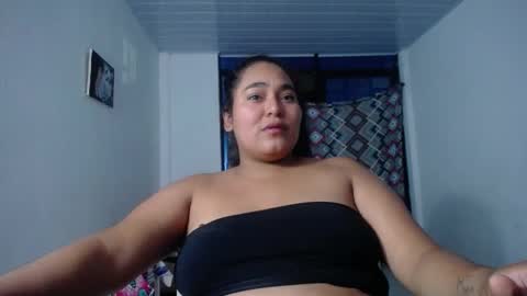 Snapshot of sexy_love_15 chatting on October 20, 12:02 am SIRENA LOVE online show from October 20, 12:02 am