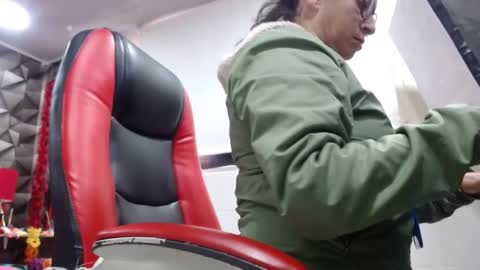 MARIPOSA online show from September 22, 12:47 pm