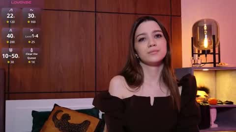 Alison online show from March 23, 6:14 pm