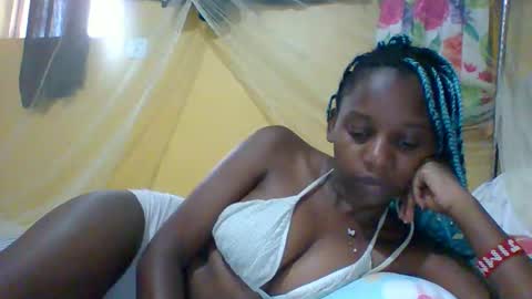 sexy_moanah66 online show from March 10, 9:23 am