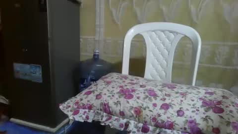 Snapshot of sexy_titz chatting on September 15, 1:08 pm sexy_titz online show from September 15, 1:08 pm