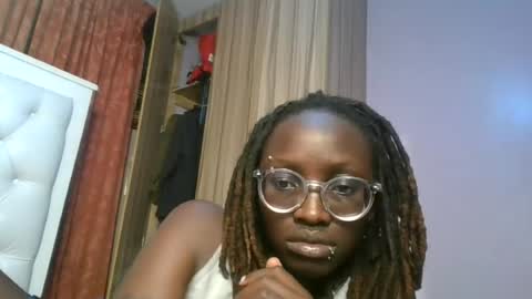 sexyary online show from August 7, 7:43 pm
