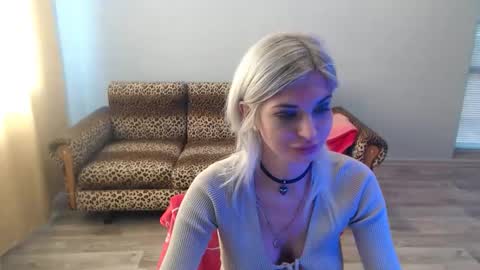 sexybeatriice online show from October 26, 7:48 am