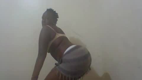 SHALLYNE online show from May 14, 7:52 pm