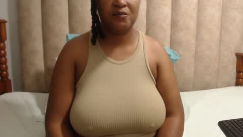 sexybustyxx online show from March 29, 9:08 am