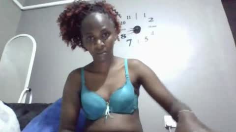 sexycarolina254 online show from April 3, 5:33 pm