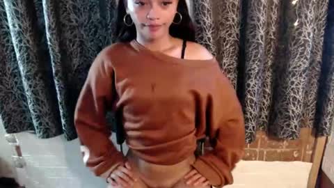 Miss Cheng online show from March 7, 4:30 am