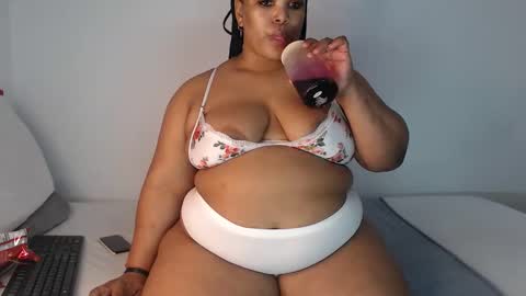 SEXYCHILL online show from September 27, 2:30 am