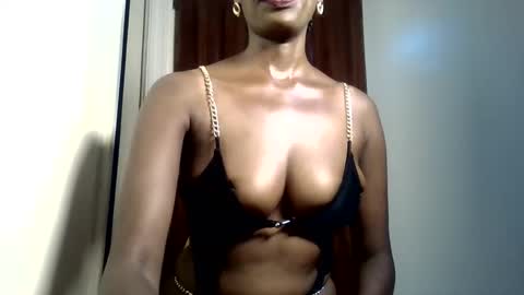 sexyclara90 online show from April 15, 6:08 pm