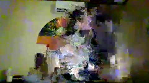 Momma Mia online show from April 16, 11:21 am