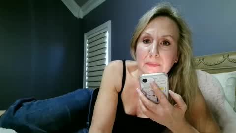 LisaisLuscious online show from January 5, 9:29 pm
