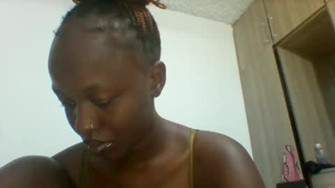 sexykeicy online show from April 14, 4:51 pm