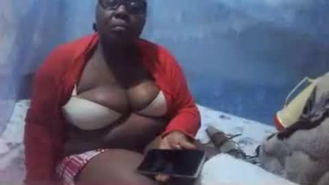 sexylover5743 online show from August 8, 8:39 pm