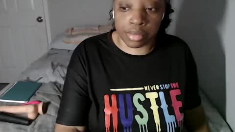 SexyMona online show from October 28, 5:30 pm