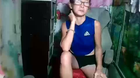 Snapshot of sexyoldangel chatting on October 21, 3:38 pm sexyoldangel online show from October 21, 3:38 pm