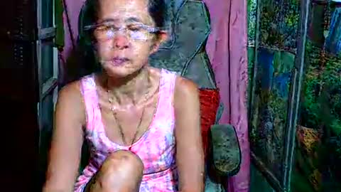 Snapshot of sexyoldangel chatting on January 10, 2:45 pm sexyoldangel online show from January 10, 2:45 pm