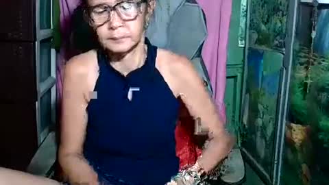 Snapshot of sexyoldangel chatting on December 25, 2:56 pm sexyoldangel online show from December 25, 2:56 pm