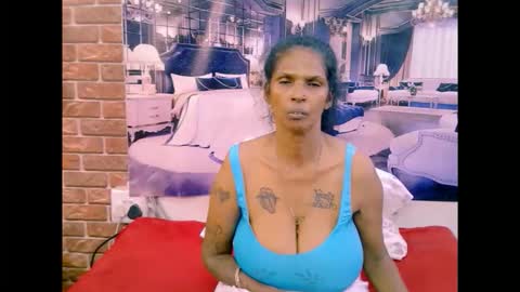 sexyva4u2luv online show from March 31, 6:52 pm