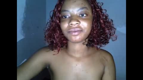 sexyxpeach online show from July 28, 8:01 pm