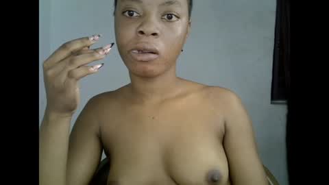 sexyxpeach online show from July 19, 10:34 pm