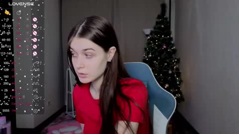 shadowlaceee online show from December 14, 12:22 pm