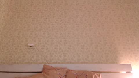 Mila online show from January 22, 8:07 am