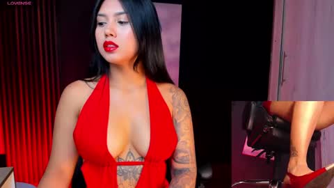 Snapshot of shanabellucy chatting on October 16, 11:18 pm onlyfans shanabellucy online show from October 16, 11:18 pm