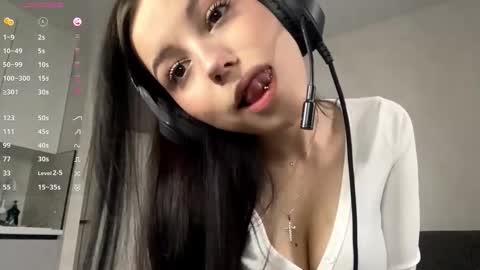 Viola online show from November 22, 7:00 am