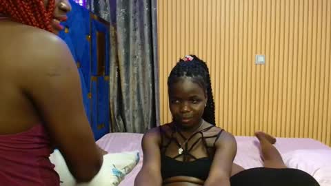 Shaniz online show from November 23, 4:52 pm