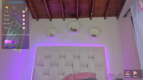 Shana online show from February 25, 2:04 pm