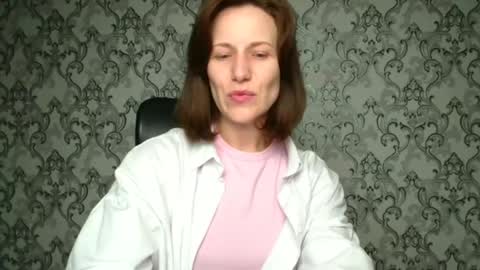 Shannen online show from December 4, 6:30 pm