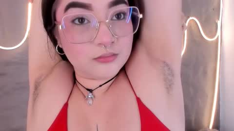 Shanntal  online show from March 9, 9:18 pm