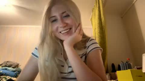 Bella online show from August 8, 9:45 pm