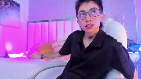 Shantal online show from April 27, 11:29 am