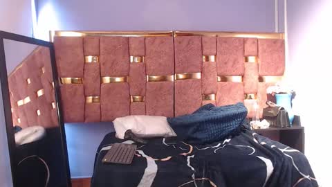 shantall 05 online show from February 6, 7:39 pm