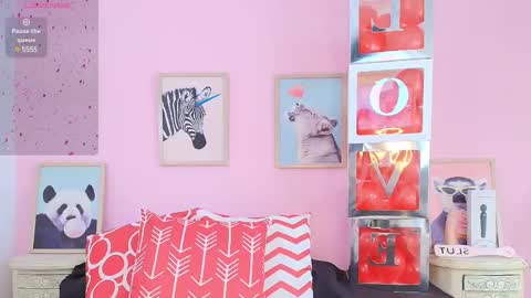  Shantall online show from February 14, 9:32 pm