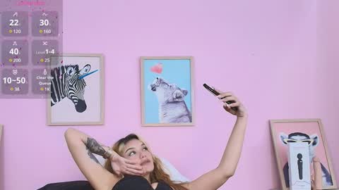  Shantall online show from February 7, 9:04 pm