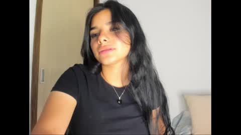 Snapshot of shara_jones chatting on February 25, 6:36 am Sara online show from February 25, 6:36 am