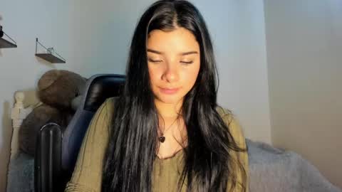 Snapshot of shara_jones chatting on September 14, 6:00 am Sara online show from September 14, 6:00 am