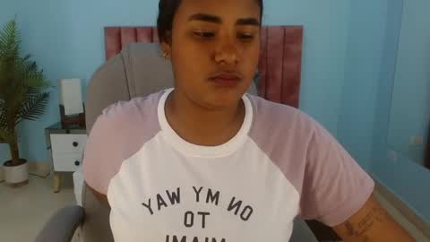 sharis_ online show from April 13, 1:01 pm