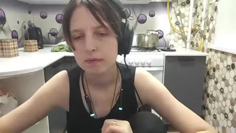 Sara online show from July 10, 8:20 pm