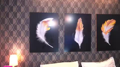 Sharom  online show from March 12, 7:05 pm