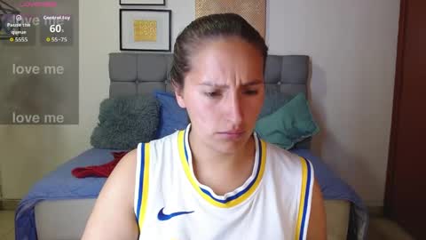 ESTEFI  online show from April 11, 7:06 pm