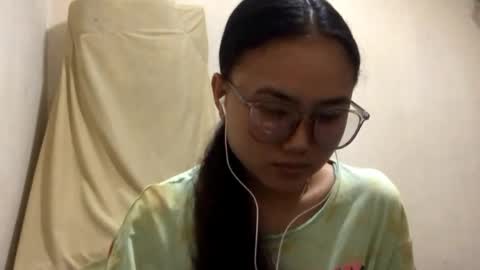 Aria online show from April 2, 12:02 pm