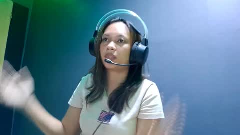 Molly online show from October 25, 6:04 pm