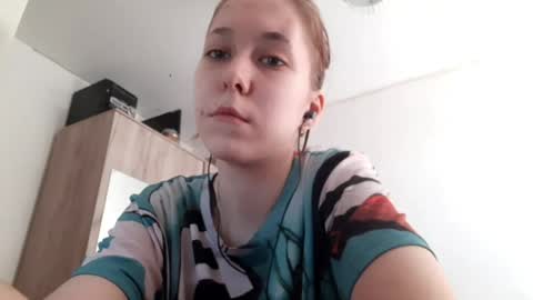 Annette online show from April 6, 7:53 am