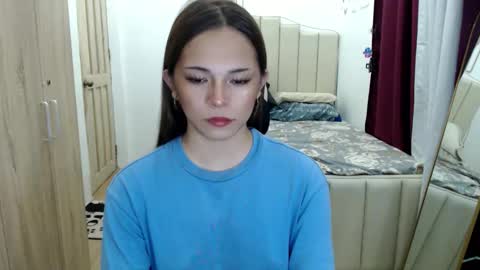 Snapshot of shawntel_cutiee chatting on October 24, 12:45 pm shawniee 3 online show from October 24, 12:45 pm