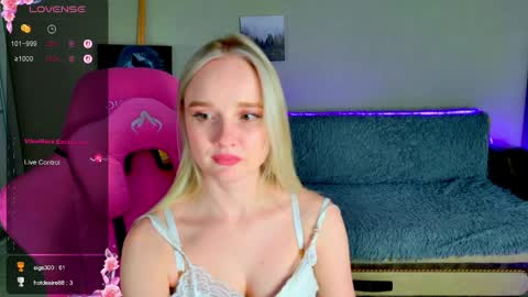 Shawty Mia online show from April 8, 5:04 pm