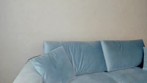 Sue online show from December 19, 6:33 pm